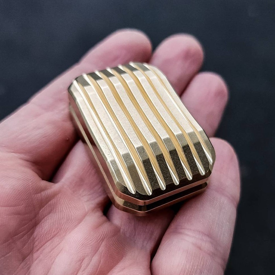 Egg Slicer™ 3Click Brass Slider Magnus Store