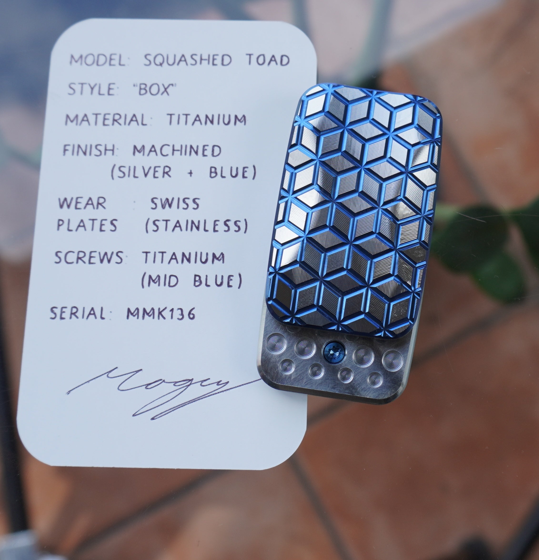 MMK136_2988ec28-317c-46bf-841a