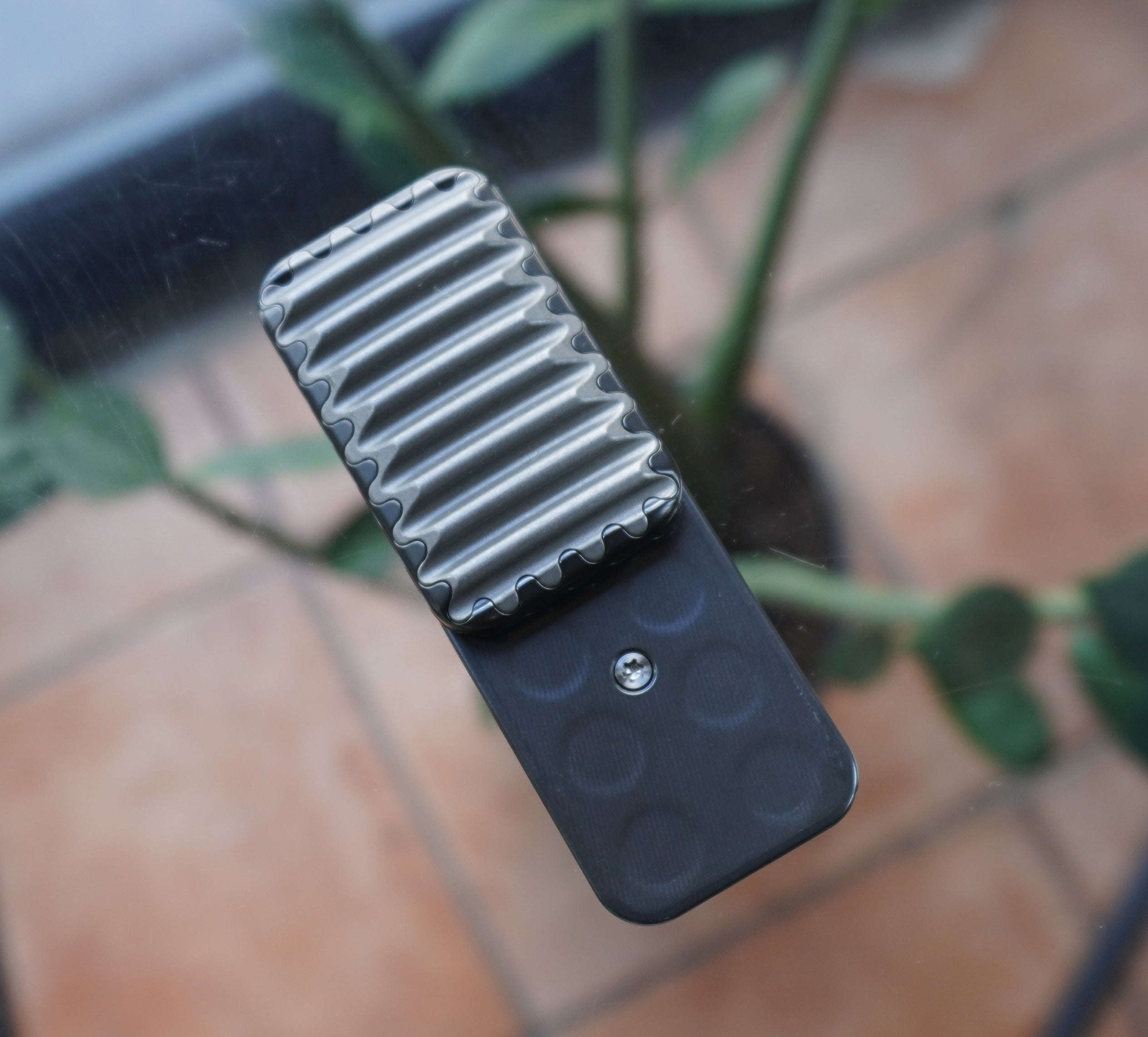 Crinkle - SD229 - Zirconium / Titanium (Stonewashed) / Zirconium 3