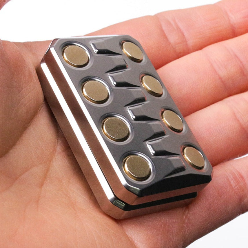 マグナス　スライダー　MAGNUS V8™ 3-Click - Titanium Slider – Magnus Store