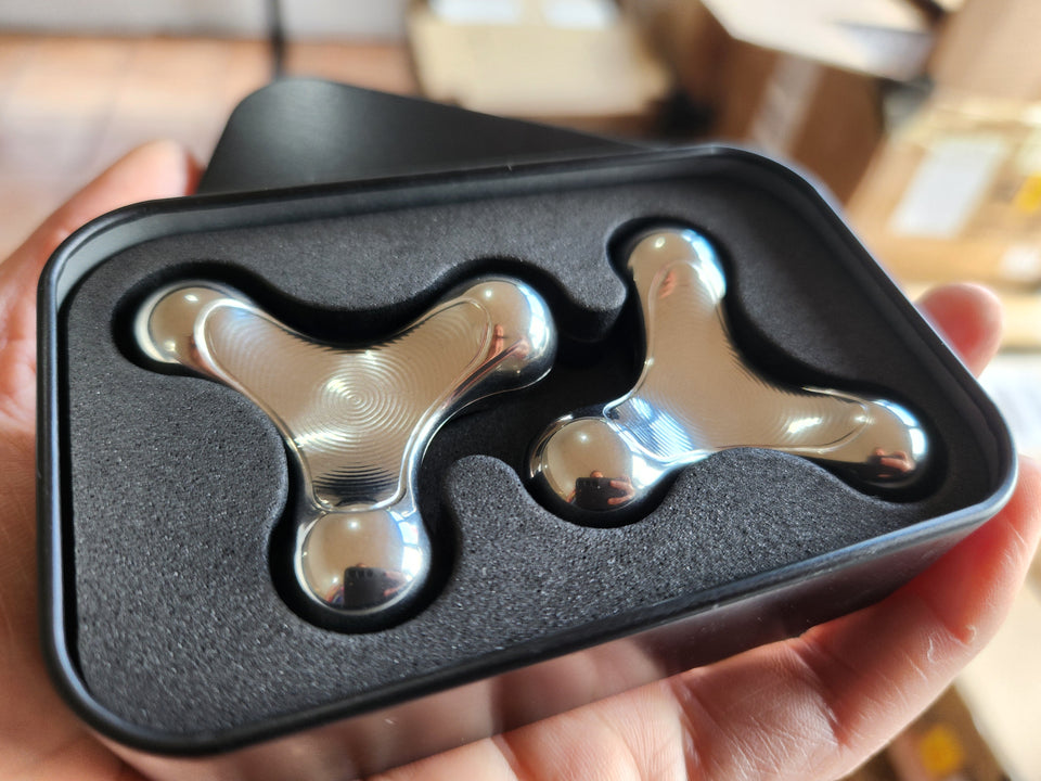 Atom™ - Titanium Fidget SB167