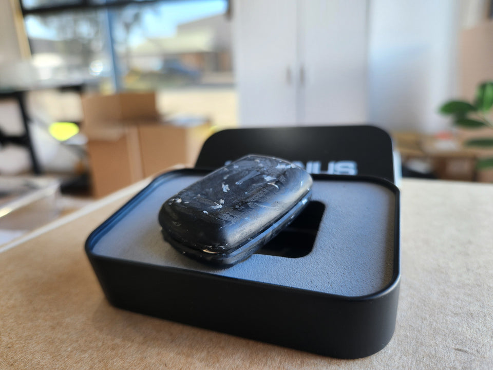 Carbon Fiber Flaked Silver Resin- SD115 - Chonker 3-Click