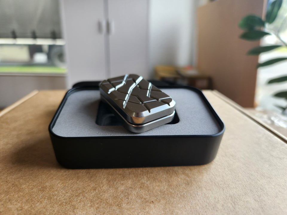 Titanium - SD047 - Crack 3-Click