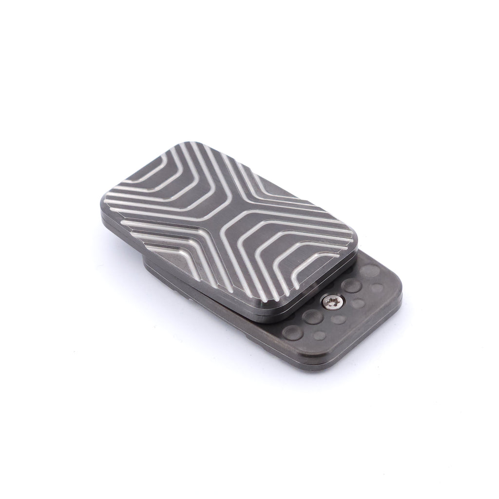 Zirconium (Light Battleworn) - SH022 - 