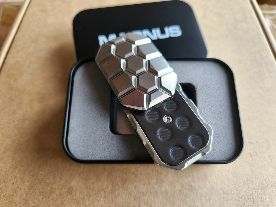 Titanium - SD052 - Turtle 3-Click