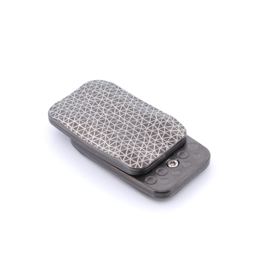 Zirconium (Light Battleworn) - SH023 - Squashed Toad 