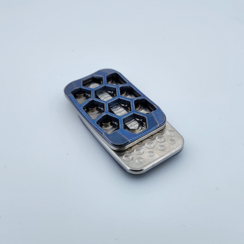 Titanium - SE351 - Squashed Toad 